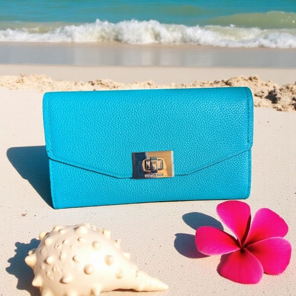 Michael Kors Cassie Trifold Tile Blue Wallet (New) - Picture 1 of 10